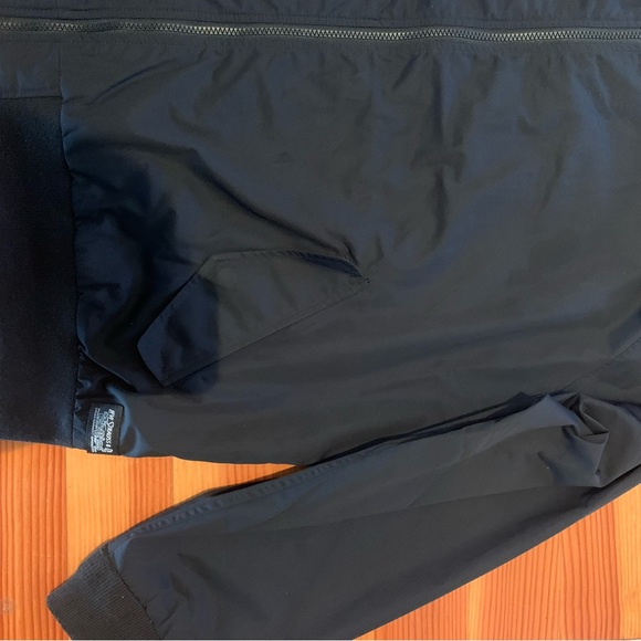 Levi’s Battery bomber jacket EUC - Picture 4 of 6